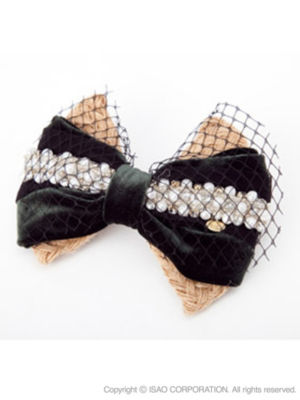 ajew Pearl Velour Barrette